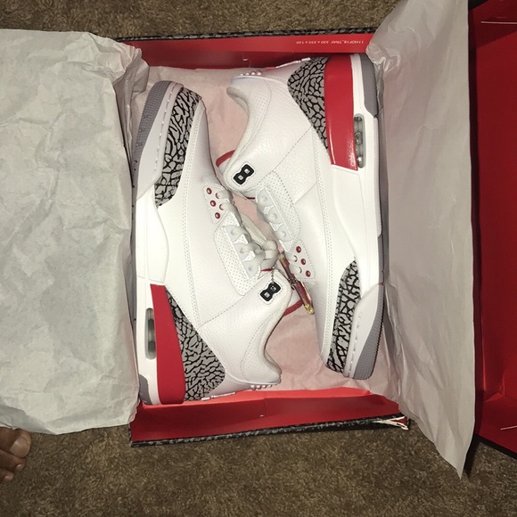 Jordan 3s - Picture 2 of 3